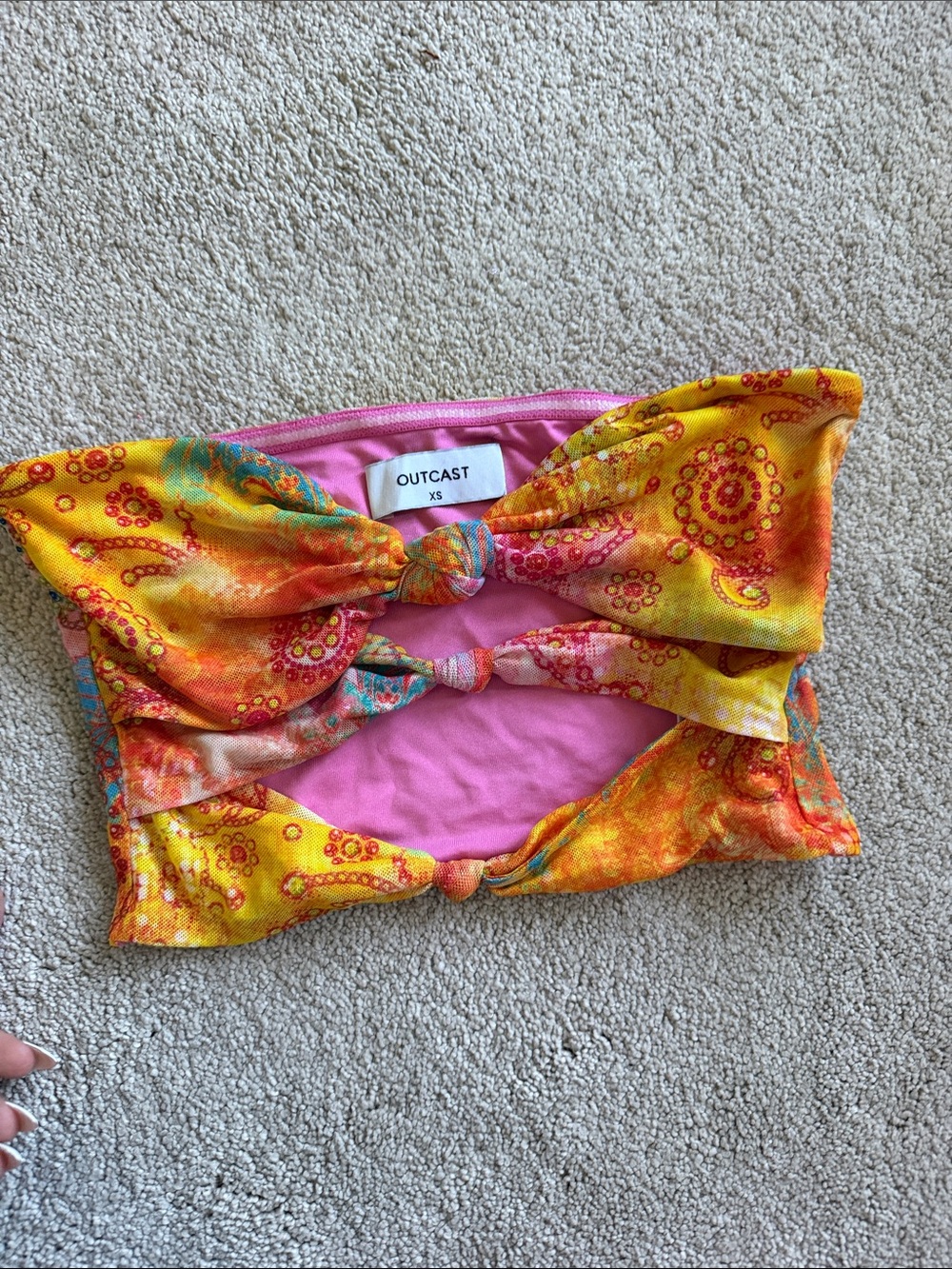 Outcast Women's Orange & Pink Knot-Front Crop Top